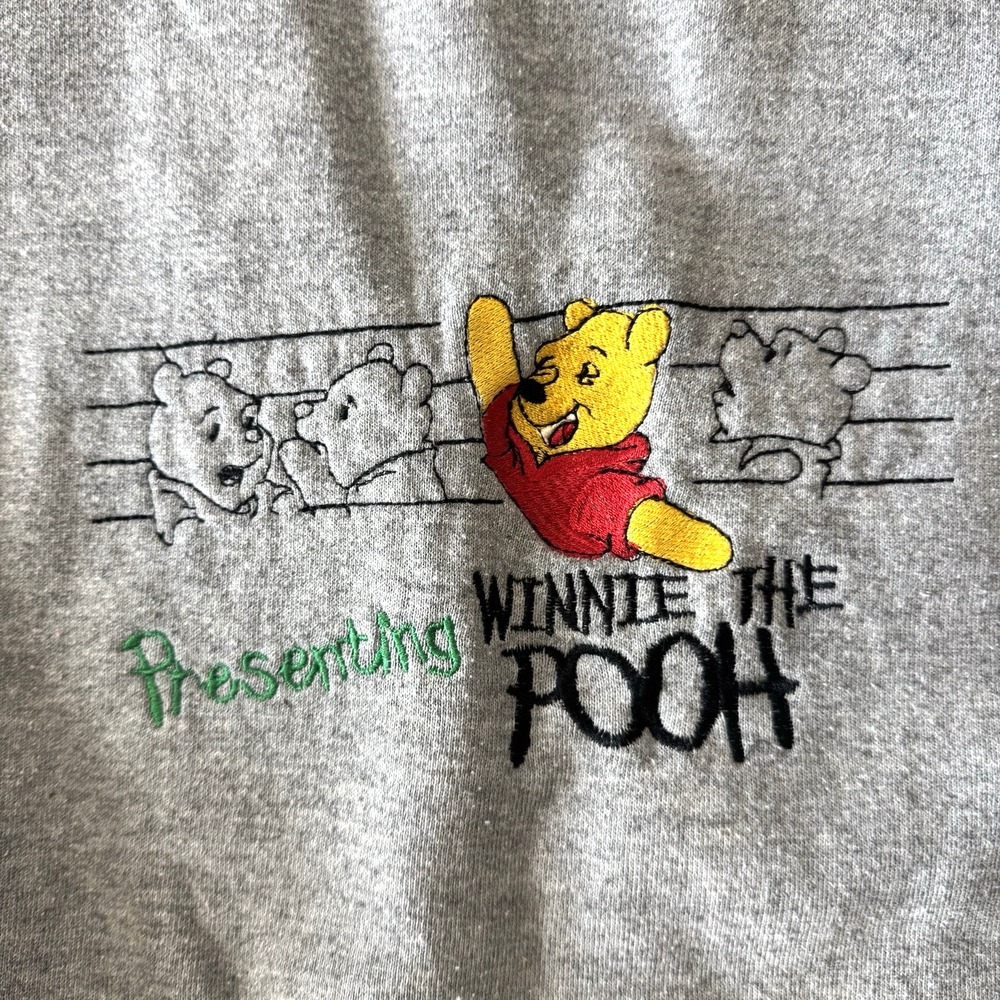 Vintage 90s Mickey & Co Disney Winnie The Pooh Crewneck Sweatshirt USA Adult XL